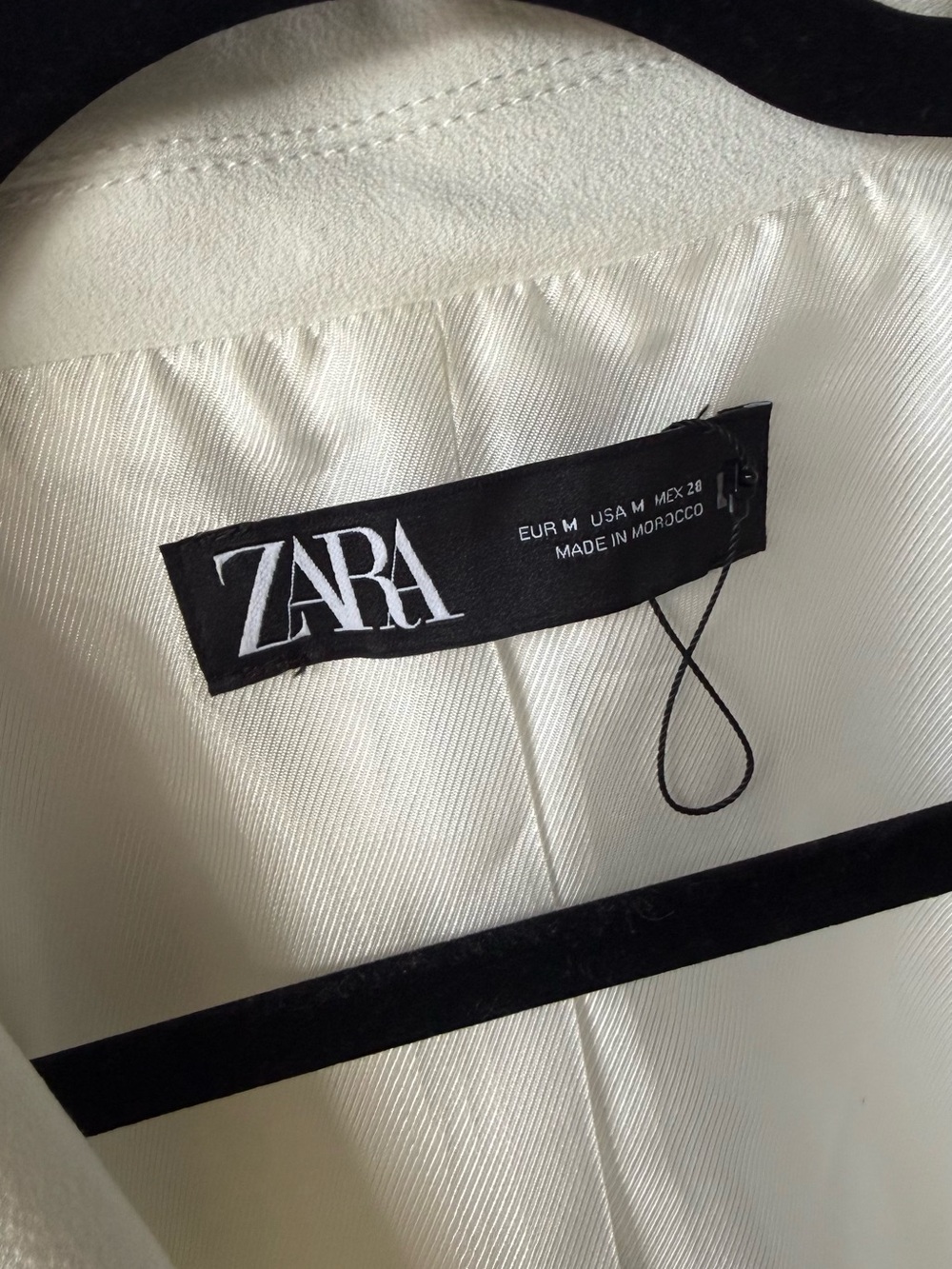 ZARA Double Breasted Cream Blazer - Picture 2 of 5